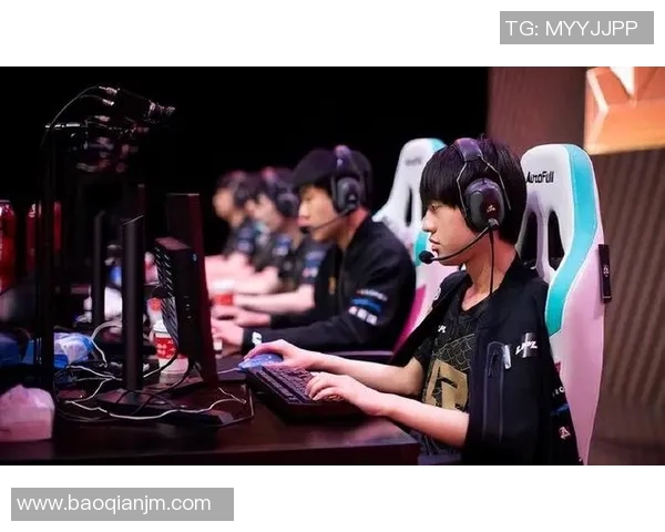 《踢馆挑战赛引爆体育综艺热潮 成为观众热议焦点》